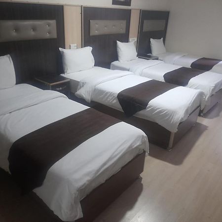 Guengoeren Hotel Kars Exteriör bild
